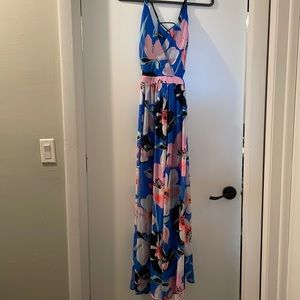 Express Cutout Floral Print Maxi Dress